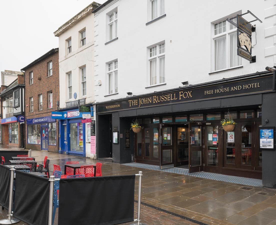 The John Russell Fox Wetherspoon Hotel Andover Luaran gambar