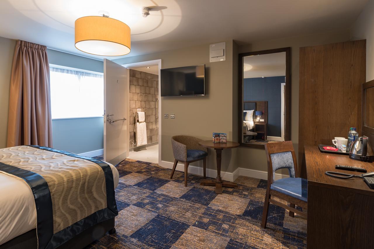 The John Russell Fox Wetherspoon Hotel Andover Luaran gambar