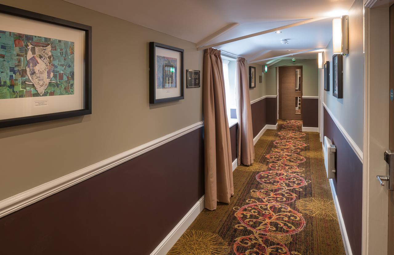 The John Russell Fox Wetherspoon Hotel Andover Luaran gambar
