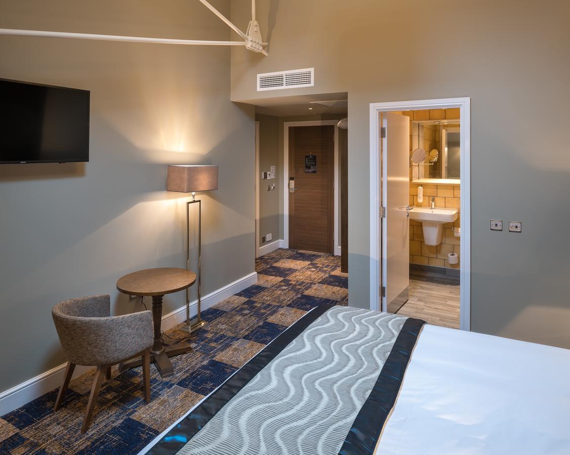 The John Russell Fox Wetherspoon Hotel Andover Luaran gambar
